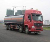 Caminhão de tanque profissional do óleo do alcatrão de carvão, caminhão de petroleiro 28CBM da água do transporte