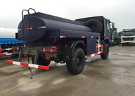 caminhões de tanque do óleo de 4X4 Off Road/óleo comestível do transporte do caminhão embreagem hidraulicamente