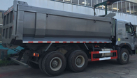 O camião basculante SINOTRUK HOWO A7 371HP 10 do caminhão basculante roda 25tons para o sector mineiro