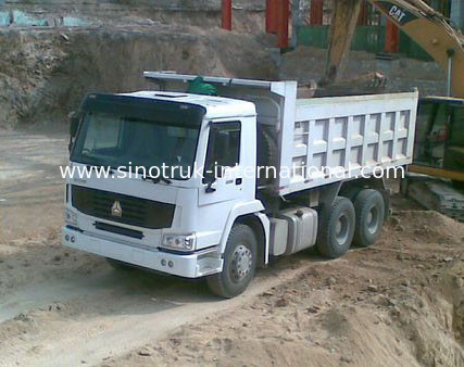 Camião basculante 6X4 336HP LHD 25-40tons 10-25CBM ZZ3257N3447A1 do caminhão basculante de SINOTRUK HOWO