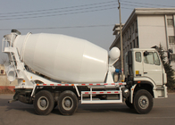 Caminhão do misturador de cimento da bomba hidráulica da eficiência elevada para o canteiro de obras