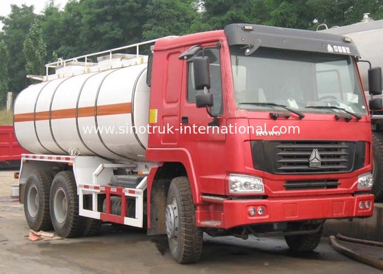 Caminhão de petroleiro do gás do caminhão de tanque 6X4 do óleo da eficiência elevada 16-20CBM LHD Euro2 290HP