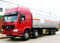 caminhão de tanque do óleo de 8X4 LHD Euro2 336HP, caminhões do transporte do óleo 30CBM bruto