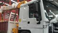 As 12 toneladas resistentes do caminhão de HIAB montaram o elevador telescópico da carga do caminhão do guindaste 6X4 LHD