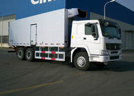 25 toneladas de SINOTRUK refrigeraram o caminhão LHD 6X4 do alimento, caminhão da caixa do refrigerador
