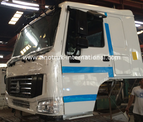 Transporte a cabine HW76 das peças sobresselentes SINOTRUK HOWO com único beliche RHD