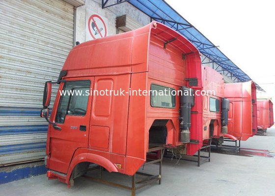 Transporte a cabine HW76 das peças sobresselentes SINOTRUK HOWO com único beliche RHD