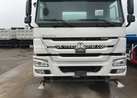 Molhe polvilhar o caminhão de tanque SINOTRUK HOWO LHD 6X4 18CBM para a pulverização do inseticida