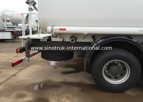 água do caminhão de tanque SINOTRUK da água 20CBM HOWO LHD 6X4 que polvilha o ISO do caminhão de tanque