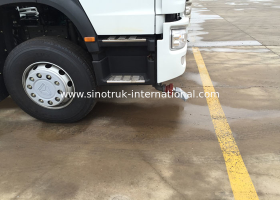 água do caminhão de tanque SINOTRUK da água 20CBM HOWO LHD 6X4 que polvilha o ISO do caminhão de tanque