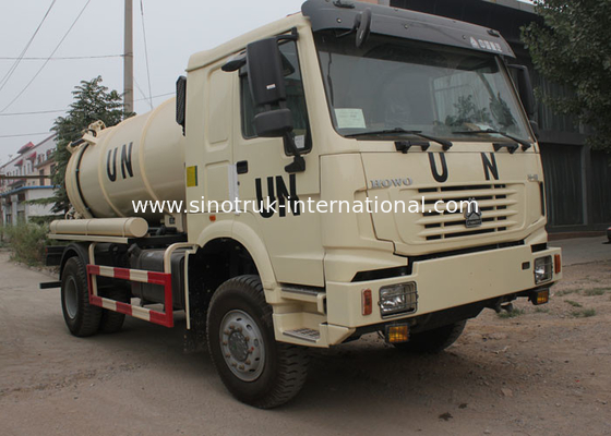 Caminhão 10000L LHD 4X2 da sução da água de esgoto de SINOTRUK HOWO, caminhões do desperdício líquido