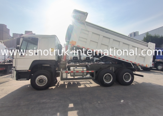 Sinotruk Howo Carrinho de descarga 380Hp 6 × 4 20CBM Branco Com Tarpaulin Automático
