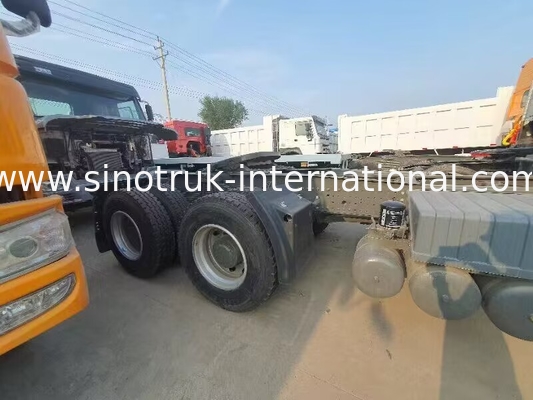 HOWO A7 Caminhão de trator usado LHD 6X4 Euro 2 371 HP Com direção hidráulica assistida por potência Branco
