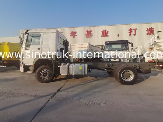 SINOTRUK HOWO LHD 6X4 400 HP Chassis de um petroleiro de água