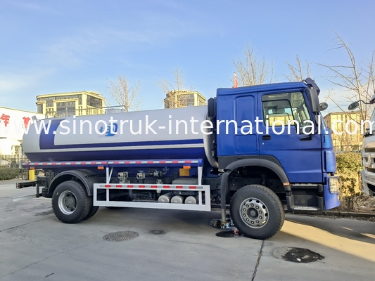 SINOTRUK HOWO Caminhão-tanque de água 4x2 RHD 300HP 10CBM para transporte de água durável