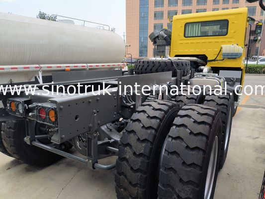 Transportador de carga pesado versátil com dimensão de caixa de carga 5800*3200*1800mm e cabine de caminhão HW7D