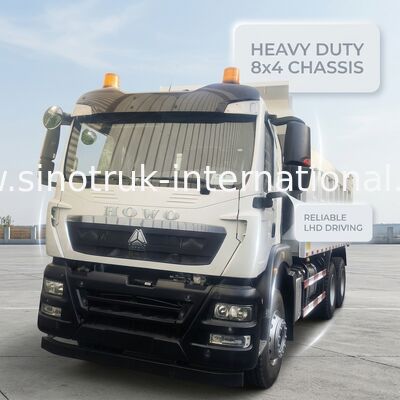 HOWO TX Transportador de carga pesada com capacidade de tanque de combustível de 300L e material de carroceria de aço para transporte de carga pesada