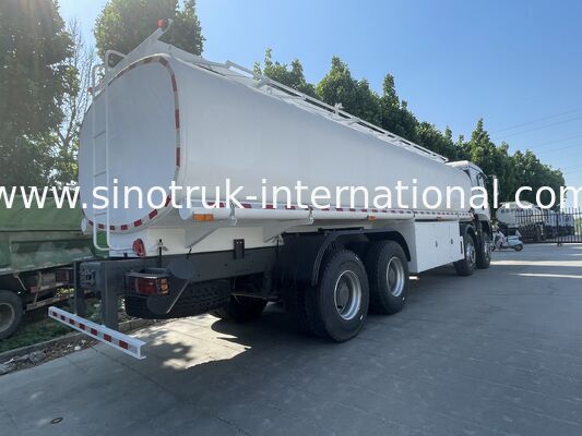 HOWO 8X4 Tanque de armazenamento de óleo de petróleo Caminhão de entrega de combustível 35CBM Duas luzes de aviso Com pistola de tubo