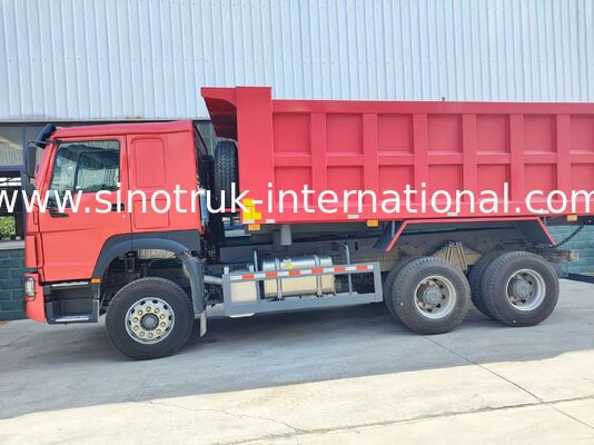 Caminhão pesado HOWO 371 cavalos de potência 6 × 4 com design de inclinação média, corpo de carga de 20 metros cúbicos, equipado com pneus padrão 12.00R20 para transporte de material a granel