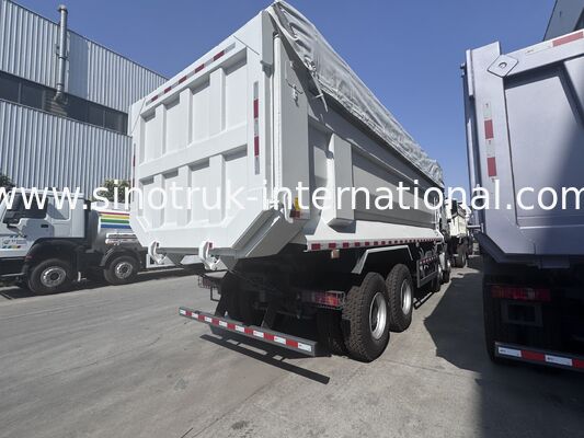 Caminhão basculante 380HP 6X4 do táxi de SINOTRUK HOWO NX uma luz de advertência com um encerado
