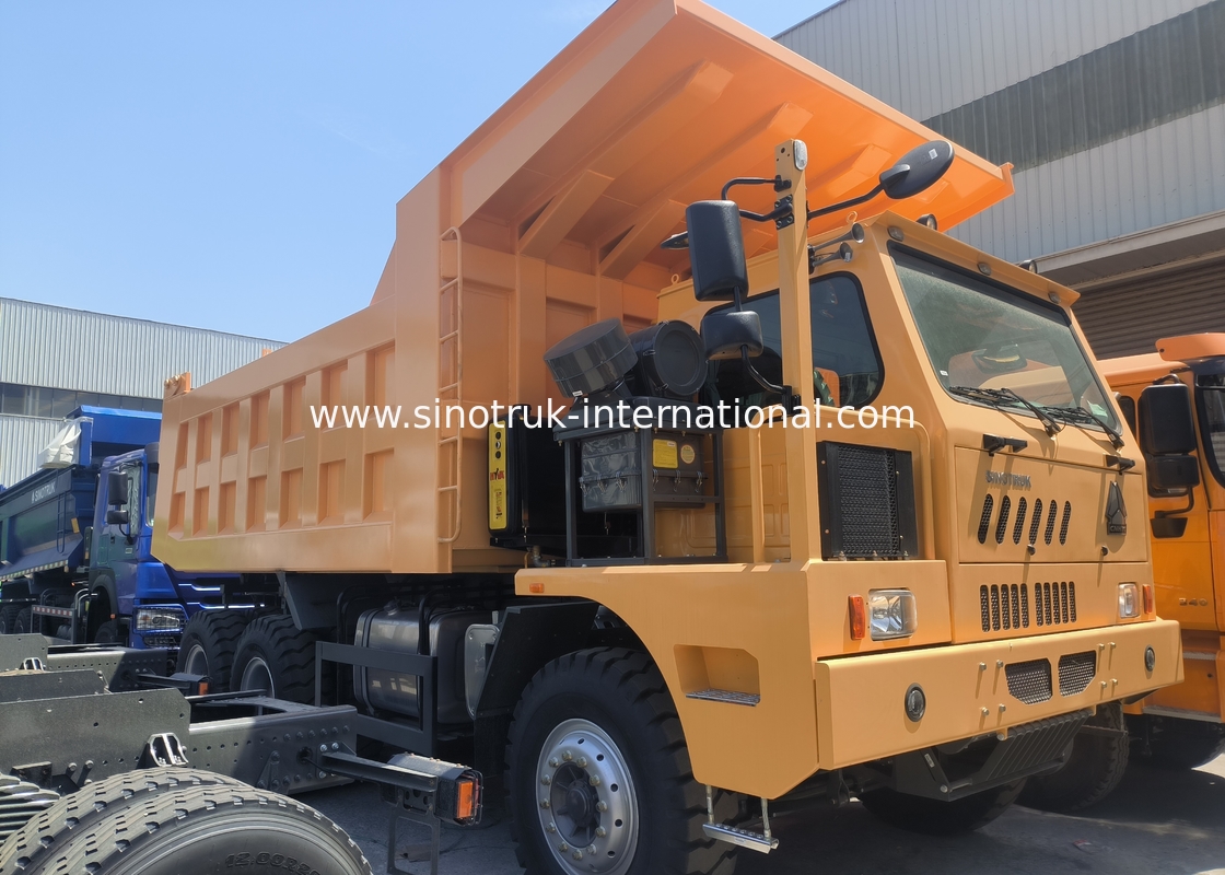 Sinotruk Howo Mining Tipper Dump Truck 90Tons 6 × 4 Corpo de carga de aço de alta resistência