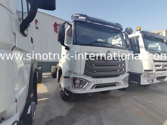 SINOTRUK HOHAN Howo Tipper Dump Truck Chassis Weichai Motor 6 × 4 LHD ZZ3257V384JB1 Modelo