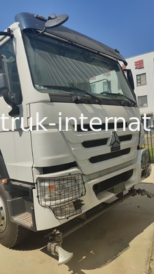 HOWO 6*4 Tração 400HP 18m³ Caminhão Irrigador de Engenharia em Larga Escala (Caminhão de Água/Pulverizador de Água, Adequado para Supressão de Poeira em Estradas e Irrigação)